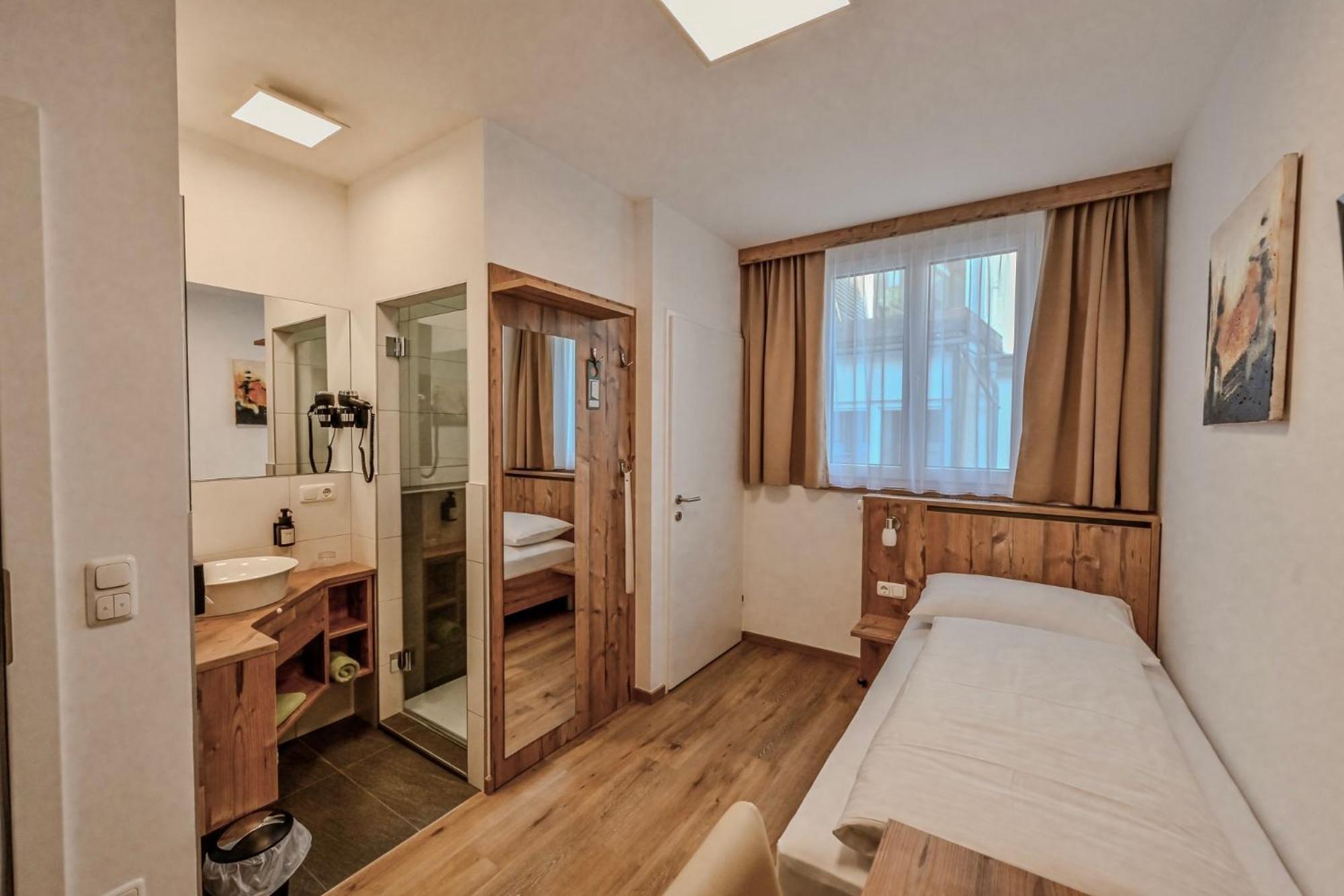Hotel "City Rooms Wels" מראה חיצוני תמונה